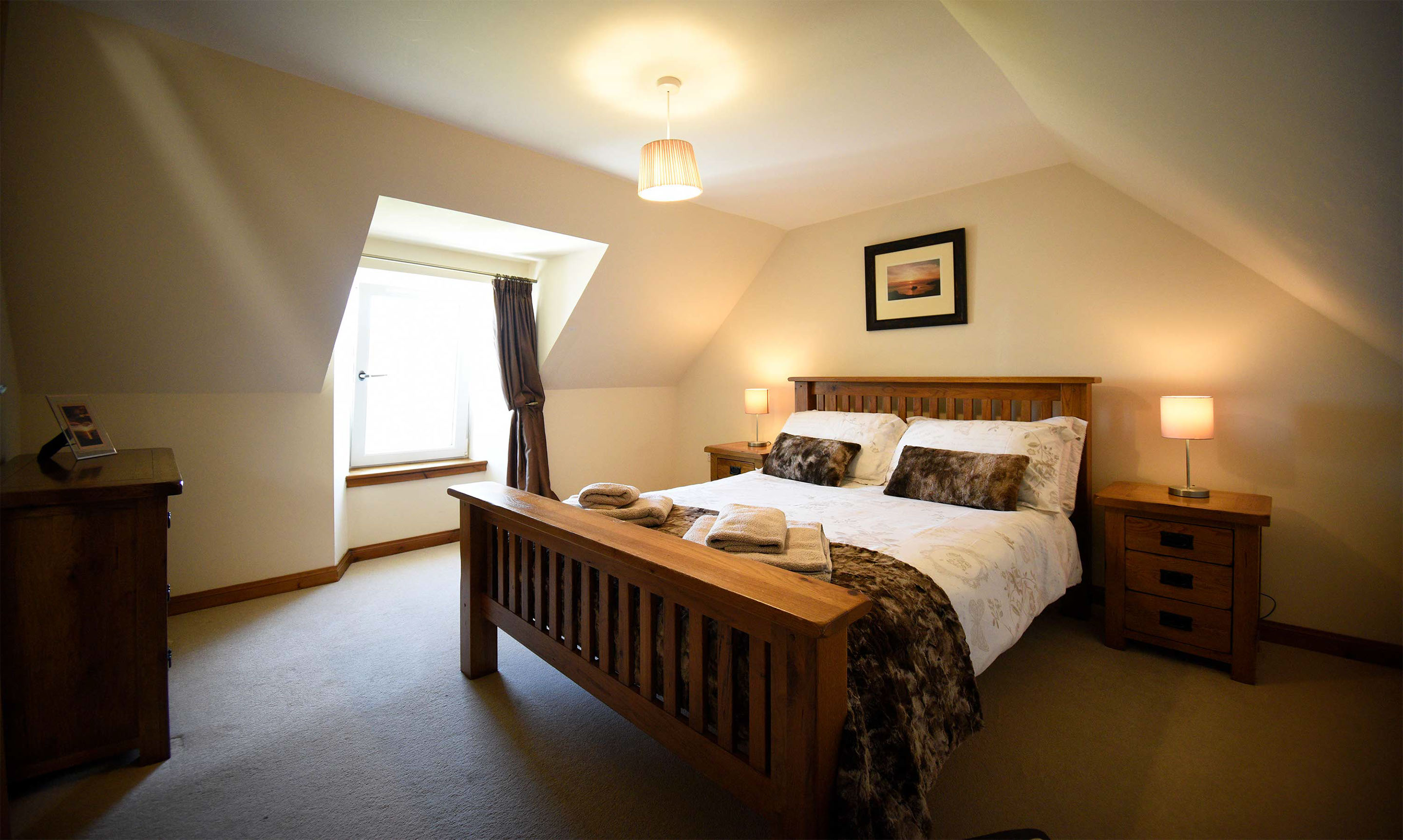 Aird Cottage Self Catering Accommodation contains a spacious comfortable double bed with sea view